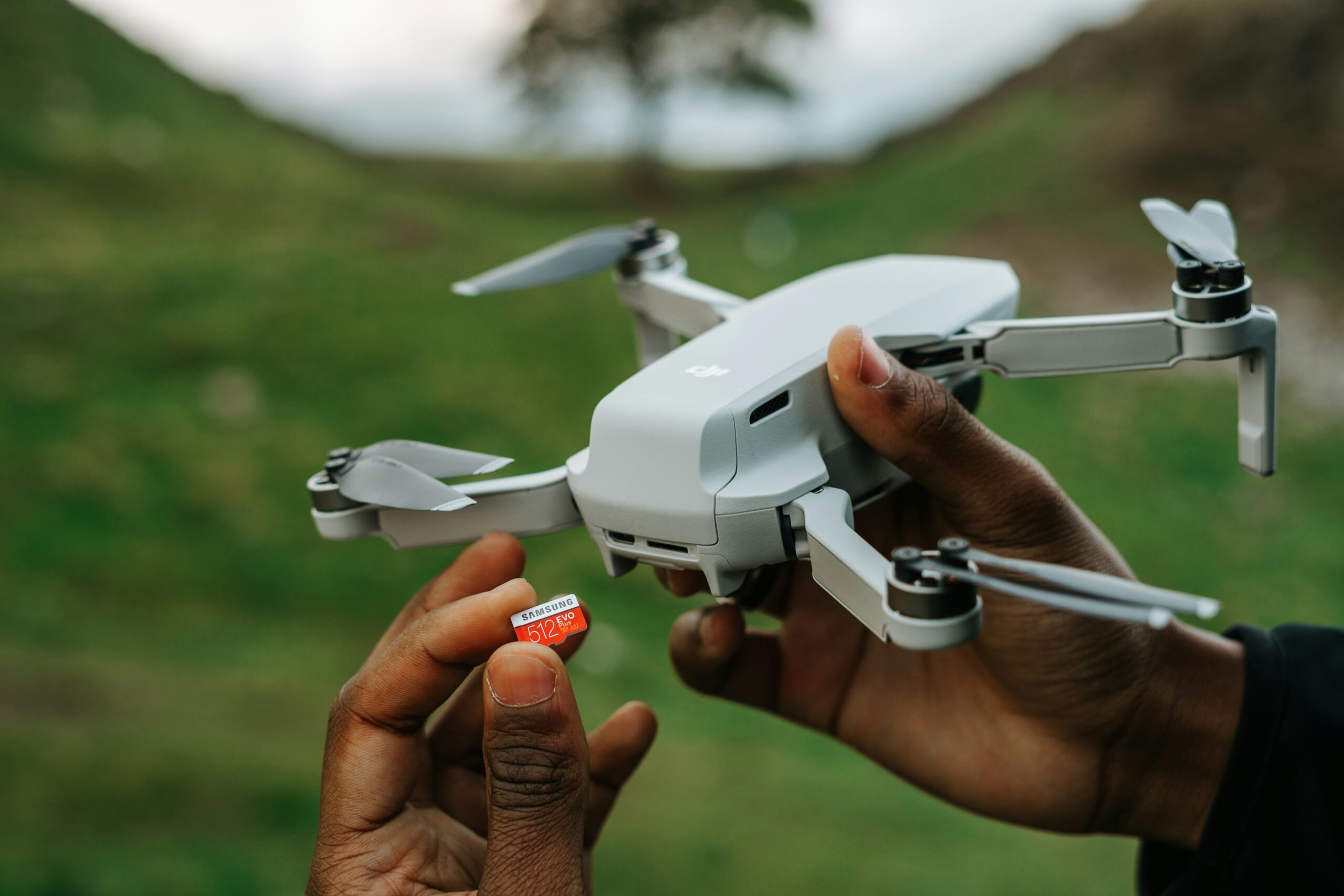 Read more about the article Sparte Robotics : Votre partenaire de confiance pour l’achat, la location et l’échange de drones au Cameroun