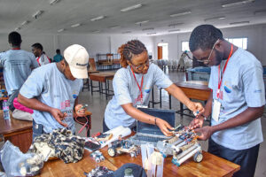 Lire la suite à propos de l’article Elviatech 2025 : L’intelligence et l’innovation à l’honneur à Douala