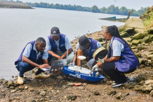 Lire la suite à propos de l’article Sparte Robotics lance l’USV ATAWI-3A3 lors de l’événement COCKTECH : une nouvelle génération de drones marins pour les opérations portuaires et environnementales